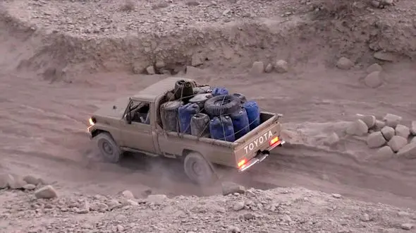 فقط در شهرستان دشتیاری، 20000 نفر با سوختبری ارتزاق می کنند / اعتباراتی که به استان سیستان و بلوچستان تخصیص پیدا می کند، کجا خرج می شود؟ + فیلم