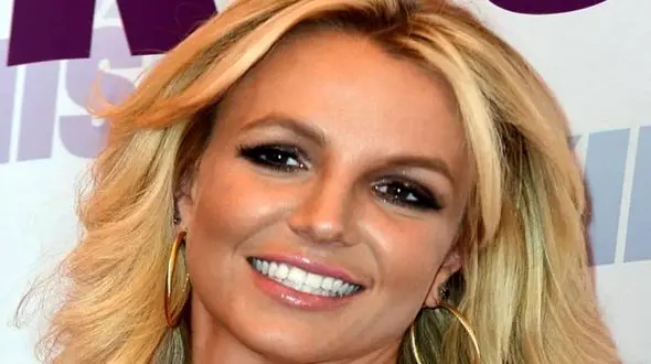 چهره باورنکردنی همسر پیر سام اصغری + عکسی که سام را از ازدواج پشیمان کرد!