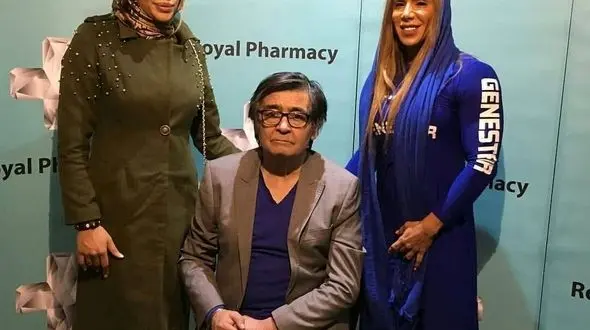 عاشقانه‌های رضا رویگری و زن بسیار جوانش! | عکس دیده نشده از اوضاع جسمی رضا رویگری 