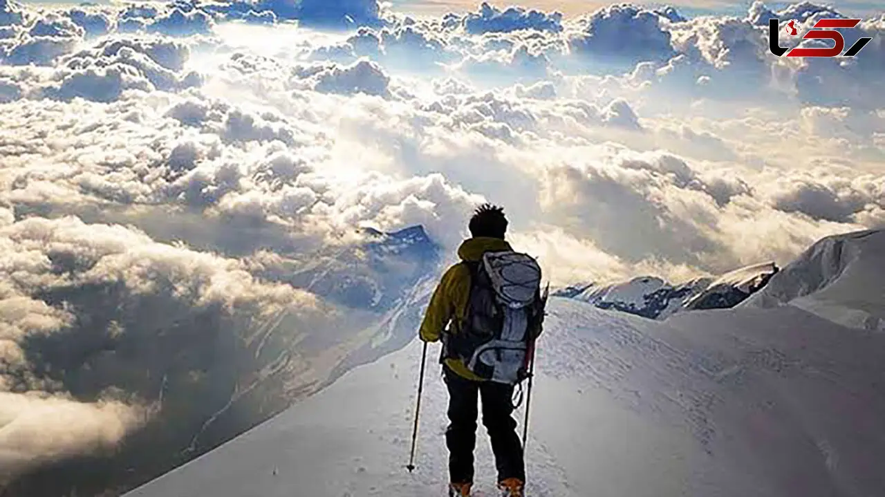 فیلم لحظه دعوای کوهنوردان بر سر نوبت عکس یادگاری در قله دماوند 