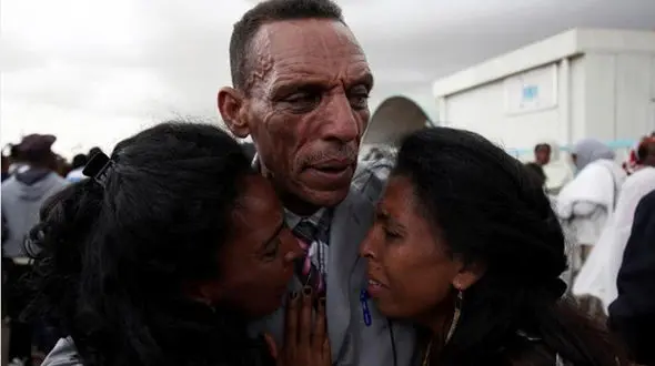 اشک شوق دو ملت در پایان ۲۰ سال جدایی