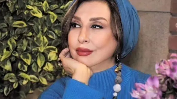 فیلم/ آواز غمگین مرجانه گلچین به سبک گوگوش/ خانم بازیگر با سوگ و سوز آهنگ دیگه برگرد بسه این همه عذاب و خوند
