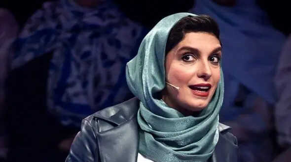فیلم منتشر نشده از آبروریزی الیکا عبدالرزاقی در  پشت صحنه مسابقه دورهیمی مهران مدیری ! / ای دختر چقدر غش خنده است !