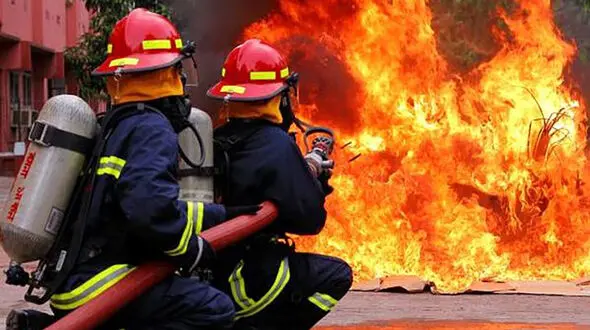 آتش سوزی بزرگ در جزیره کیش
