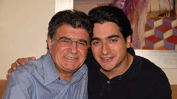 عکس نوه های دوقلوی استاد شجریان در خارج ! /  سپهر و سام خوش تیپ و باکلاس !