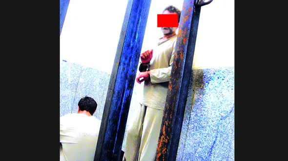 درخواست شرم آور پیرمرد ثروتمند از زن آرایشگر / بلایی که سر شوهر این زن آمد