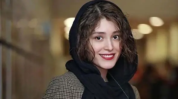 عکس بی آرایش فرشته حسینی ! / چقدر تفاوت