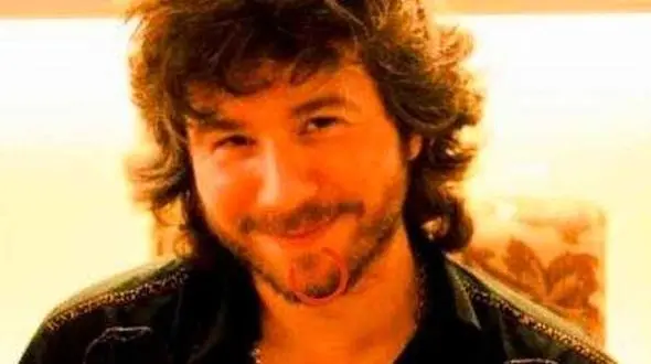 دانلود آهنگ منصور ( ورژن هوش مصنوعی ) به نام امون از دست این دل 