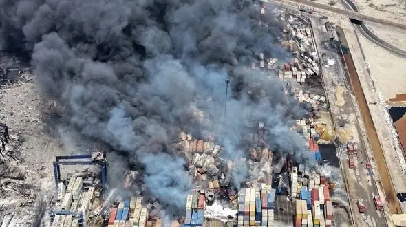 فاجعه در کمین بنادر حساس کشور/ دکتر زارع: کشورهای عربی از ما جلوترند؛ ما هنوز درگیر جداسازی بی‌فایده سازمان‌ها هستیم!