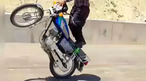 احمد موتوری بازداشت / او رییس باند تک چرخ زن ها بود