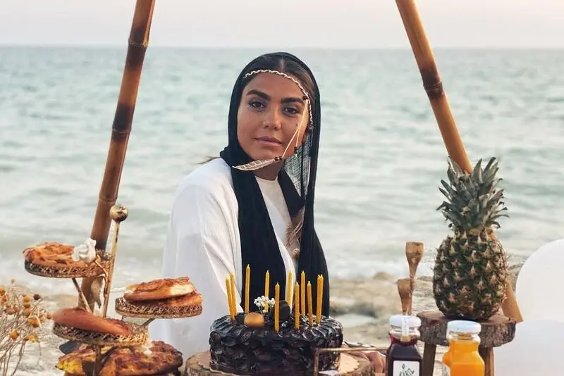 آزاده زارعی