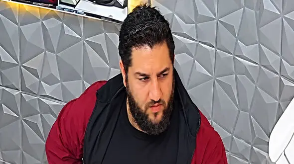 این مرد را می شناسید؟ / پلیس به دنبال اوست !