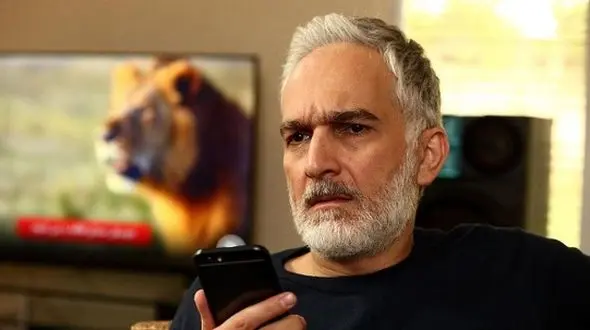 امیر حسین قیاسی: آیتم داخل ماهواره خیلی قشنگ بود/  بیژن بنفشه خواه: اون من نبودم هوش مصنوعی بود