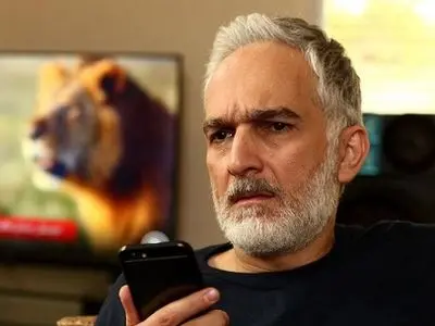 فیلم/ زیبایی فرشته وار دختر بیژن بنفشه خواه در صدر اخبار شبکه های مجای / لقب ملکه زیبایی ایران را گرفت