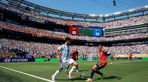 پایان نیمه نخست فینال جام جهانی 2026 / اسپانیا 0 - 0 آرژانتین 