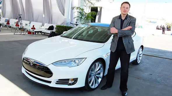 خودروی خودران “تسلا” 3 نفر را کشت !