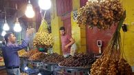 خلاقیت خنده دار بَقال اهوازی برای فرار از گرمای 50 درجه حماسه آفرید/ صدهزار آفرین به این مغز پر از ایده