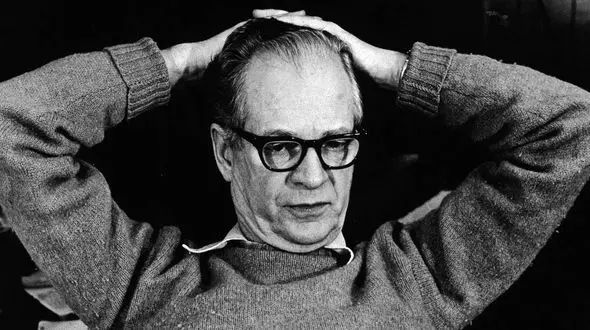 این روانشناس دخترش را در قفس زندانی کرده بود  + عکس