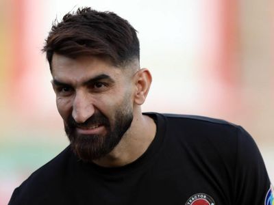 فیلم رقص علیرضا بیرانوند بعد از قهرمانی تراکتور!