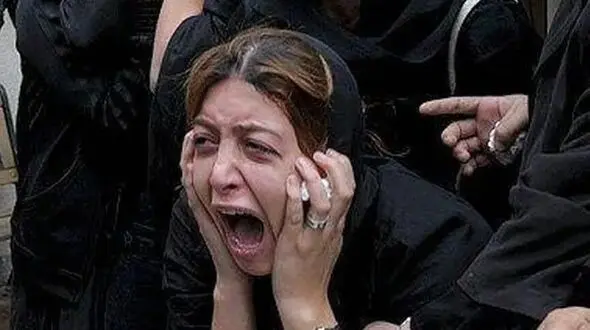 فریبا نادری: پدر مخالف ازدواج من بود/ همسر سابقم ثروتمند نبود/ مسعود رسام از کودکی برایم بُت بود بعد مرگش با دختر او در یک خانه زندگی می‌کردیم