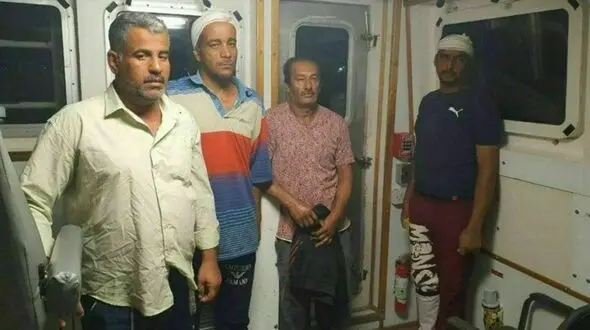 اولین عکس از 4 خدمه نجات یافته کشتی ایرانی غرق شده در عراق