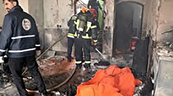 مرگ هولناک زن جون و پسر 12 ساله در انفجار مواد محترقه در اصفهان / پسر 11 ساله به شدت سوخت + فیلم