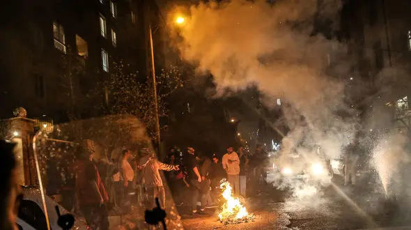 آتش سوزی 4 خانه و یک خودرو در کرج