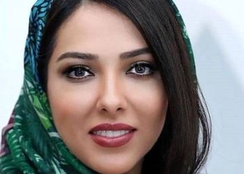 فیلم /  لیلا اوتادی : 16 سال است آواز می خوانم بطور حرفه ای با سبک های مختلف / امیدوارم روزی زنان ایران آواز بخوانند با هر  ... / معین هایده عالی اند و ...