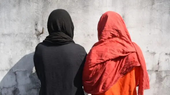 این  2 زن جوان عامل آتش زدن عابربانک های بندرانزلی بودند / انگیزه شان چه بود؟