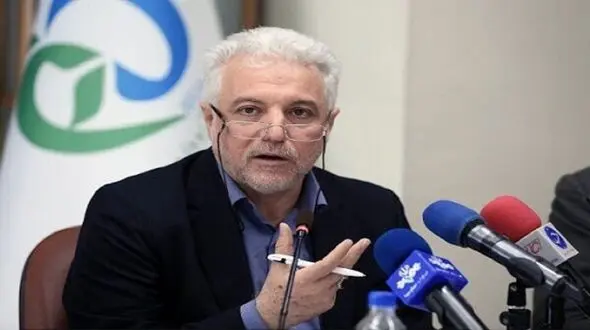 از خرداد 1400 تولید میلیونی واکسن داخلی آغاز می شود/ تا پایان سال واکسیناسیون گروه های اولویت دار به پایان می رسد