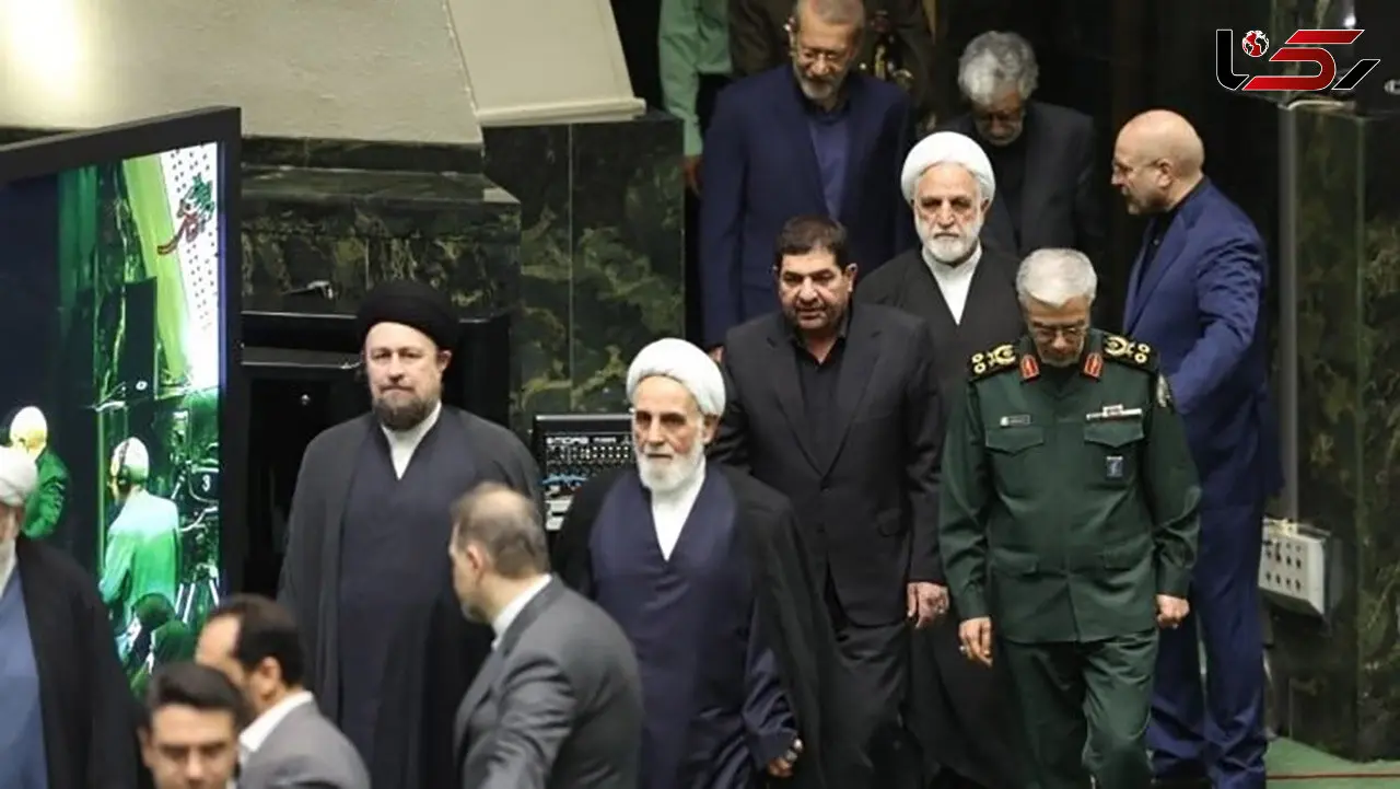  مجلس دوازدهم آغاز به کار کرد / اعضای هیأت رئیسه سنی در جایگاه مستقر شدند