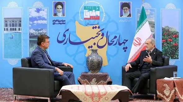 پزشکیان: مردم از ما ناراضی هستند ، مقصر ما هستیم/ وقتی مردم اراده و باور کنند، کارهای بزرگ انجام می‌شود