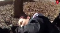 فیلم لحظه شلیک مامور پلیس به همکارش در خانه یک تبهکار