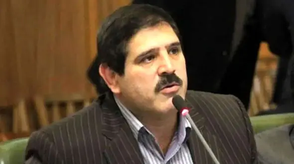  مغازه‌های عباس جدیدی را آتش زدند /  عیبی ندارد که آتش‌گرفته و همه چیز فدای تار موی مردم / سفره ها کوچک شده باید حل شود 