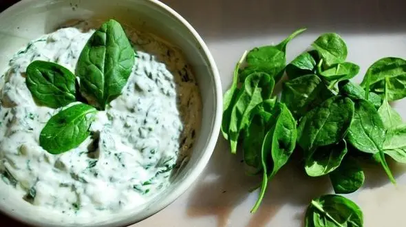 اسفناج منبع  کلسیم یا آهن نیست