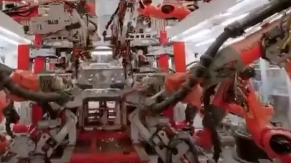 جدیدترین کارخانه خودروسازی تسلا در آلمان + فیلم 