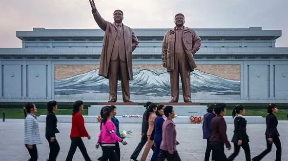 پول ملی کره شمالی ارز فقرا شد / گزارش تکان‌ دهنده از معیشت در کره شمالی: روغن 60 میلیونی و شکر 32 میلیون تومانی!