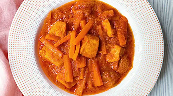 خورش ایرانی هویج با مرغ و آلو + دستور تهیه