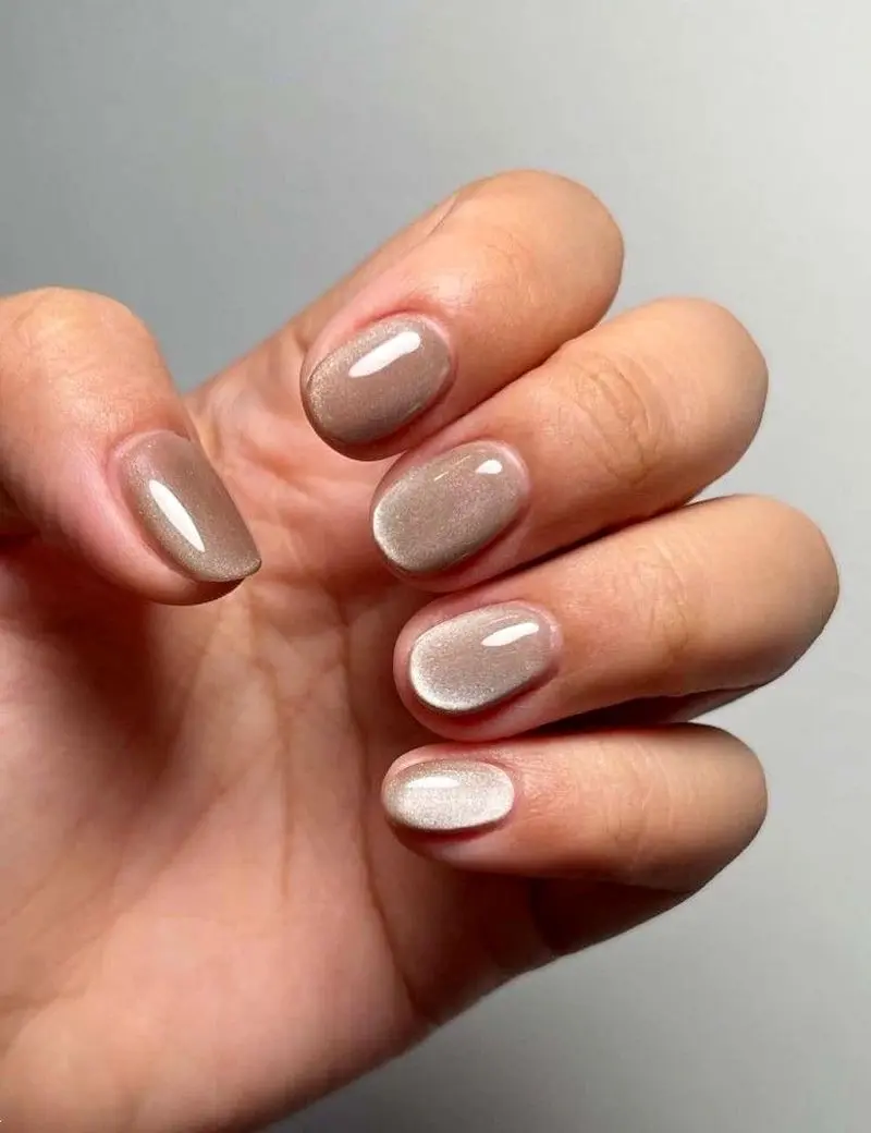 مدل ناخن آیس | جذاب ترین مدل ناخن آیس از آبنباتی تا سرامیکی برای نوروز ۱۴۰۵ روی ناخن های کوتاه و بلند دخترانه و عروسانه که خیلی باکلاس و خاصه!