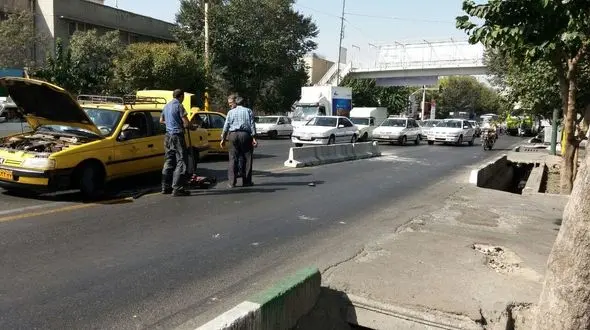 برخورد تاکسی با جدول غیر استاندارد در خیابان شوش + عکس