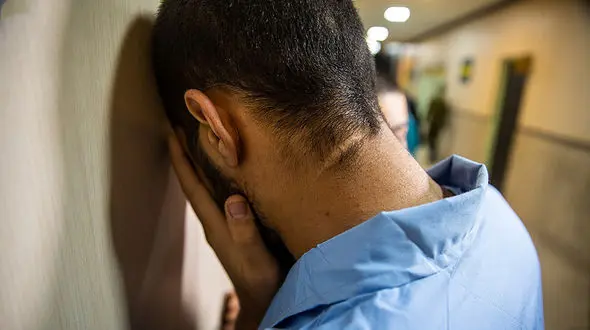 بازداشت شکارچیان زنان در همدان / این باند با قیچی به سراغ زنان می رفتند