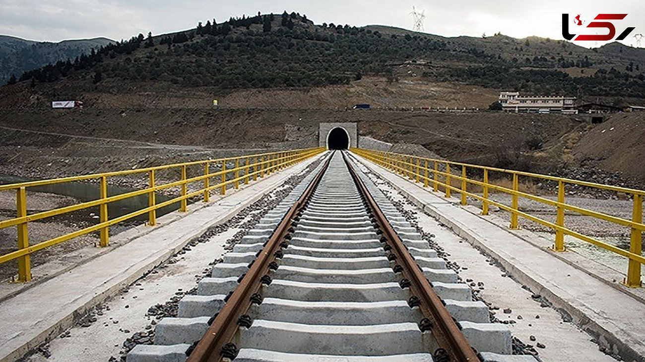 پیشرفت ۹۸ درصدی پروژه قطار تبریز- بستان‌آباد