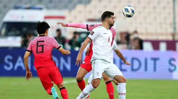 عزت‌اللهی: به موقع کنار هم جشن می‌گیریم/  امیدوارم مسئولان به فدراسیون فوتبال و تیم ملی کمک کنند + فیلم