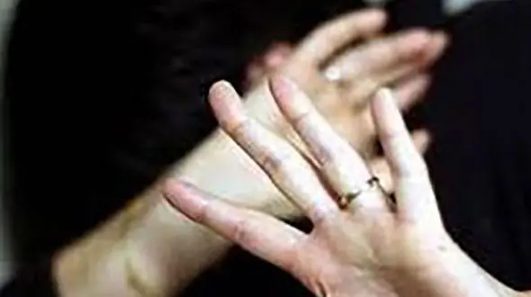 دختر تهرانی در دفاع از ناموسش کشته شد ! / مرگ باعزت دختر 33 ساله در غیاب خانواده اش !