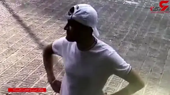 لحظه سرقت موبایل از دست پسر جوان + فیلم