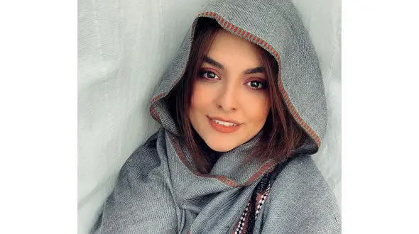 دنیا مدنی، هم‌خانه بامزه اش را از دست داد