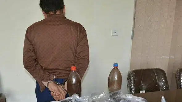 دستگیری سوداگر مرگ با بیش از 12 کیلو تریاک در نیشابور + عکس 