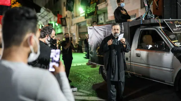 تکیه سیار در شب اول ماه محرم + گزارش تصویری