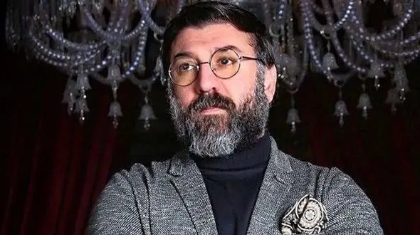 80 درصد ریه علی انصاریان کرونایی است / همه در ترس خواب مصنوعی