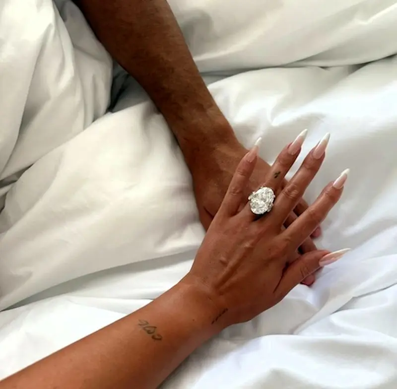 استایل جورجینا رودریگز در مراسم فوتبالی